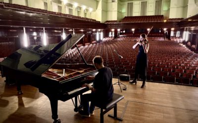 On tour: Elbphilharmonie Hamburg, Die Glocke Bremen et al.